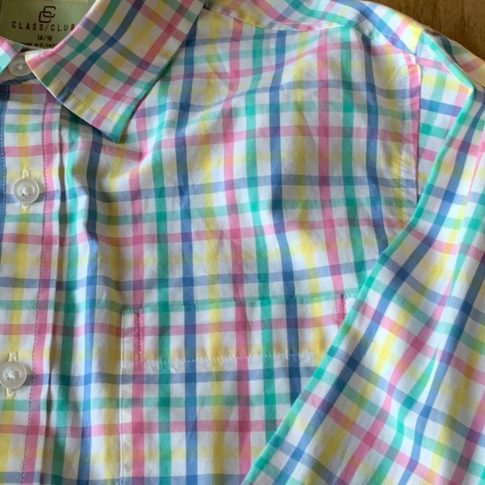 Dillard’s Class Club Plaid Button Down Shirt